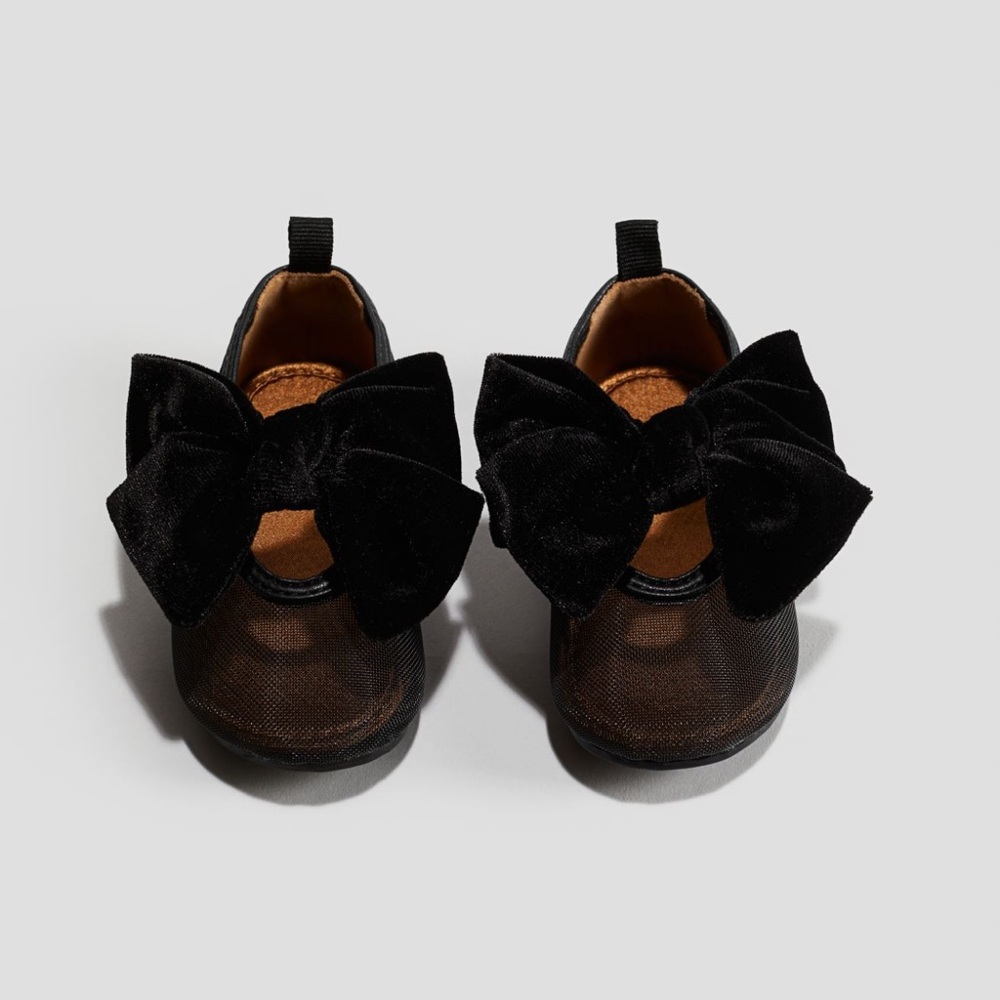 Toddler velvet ballet flats